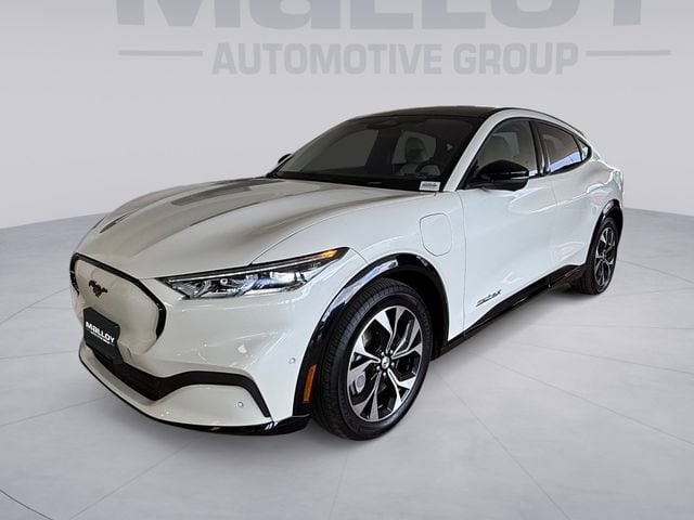 2023 Ford Mustang-Mach-e Premium's photo