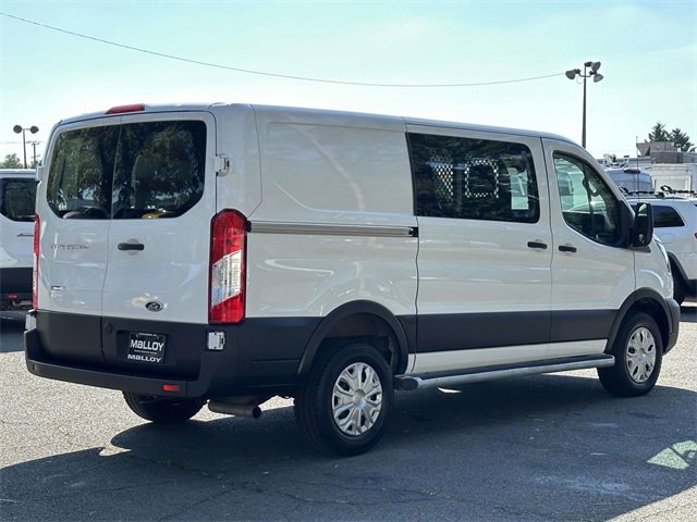 2023 Ford Transit photo 3
