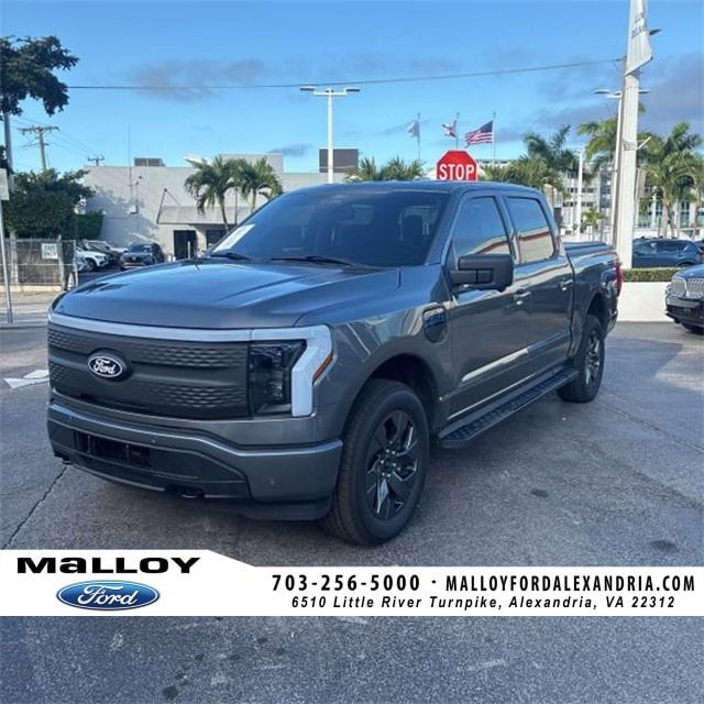 2024 Ford F-150 Lightning Flash's photo