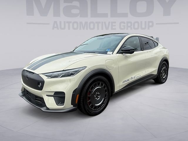 2025 Ford Mustang-Mach-e GT's photo