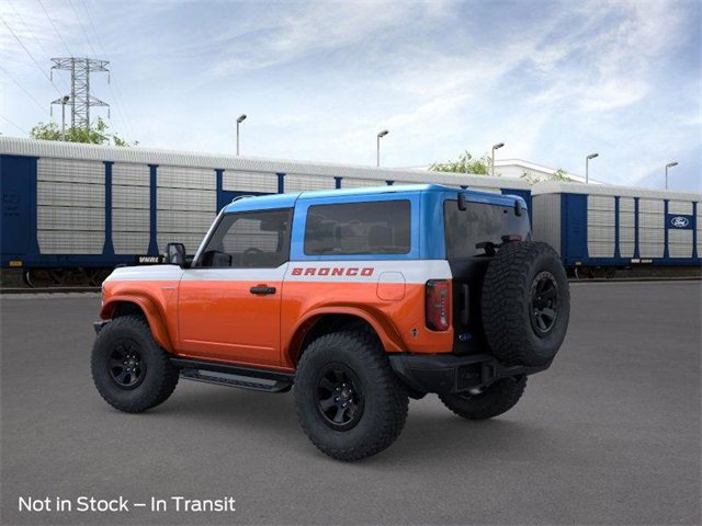 2025 Ford Bronco First Edition photo 4