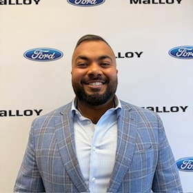 Staff member Daniel Khan from ID_5f5f65