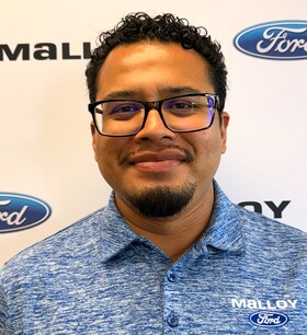 Staff member undefined from ID_ff3d3b