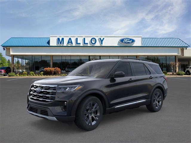 2025 Ford Explorer photo 2