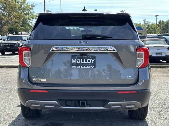 2022 Ford Explorer XLT photo 2