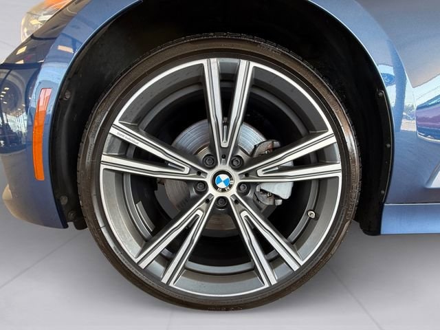 2022 BMW 3 Series 330i - Photo 9