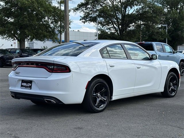 2019 Dodge Charger SXT photo 4