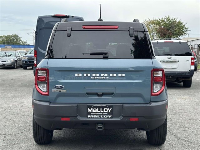 2023 Ford Bronco Sport Outer Banks photo 2