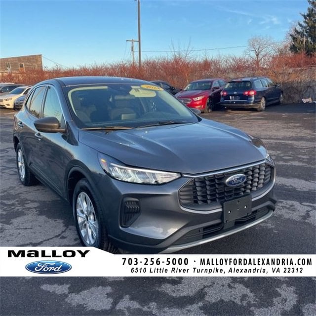 2024 Ford Escape Active's photo