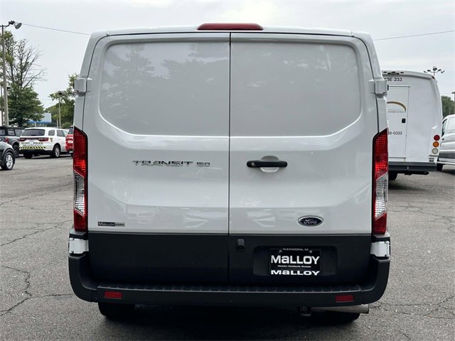 2023 Ford Transit photo 2