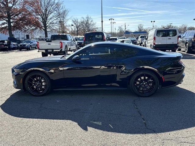 2024 Ford Mustang GT photo 2