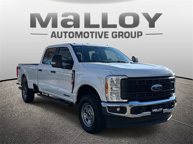 2025 Ford F-350 Super Duty XL's photo