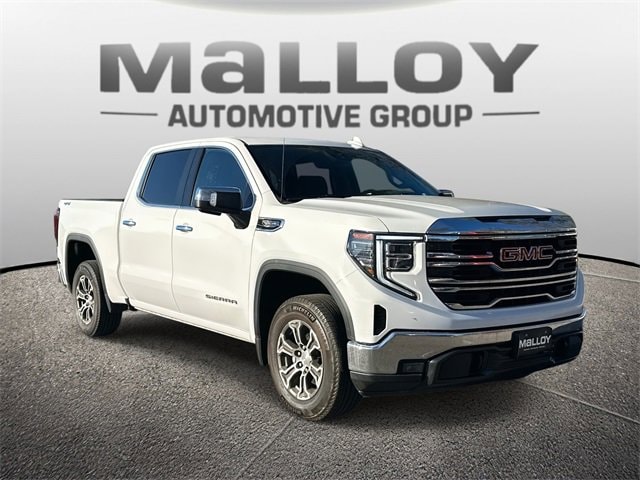 2025 GMC Sierra 1500 SLT's photo