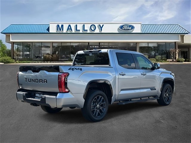 2024 Toyota Tundra Platinum CrewMax photo 4