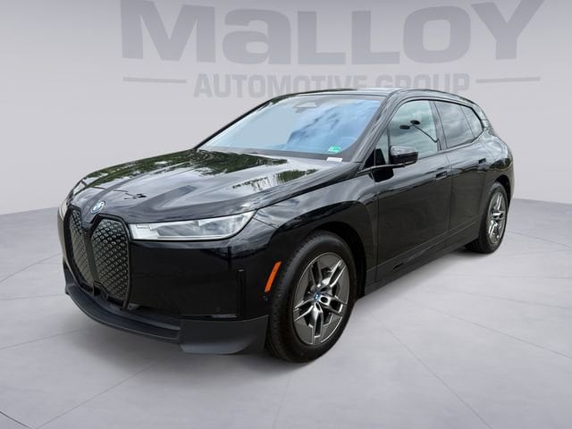 2022 BMW iX xDrive50's photo