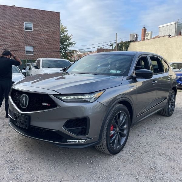 2022 Acura MDX Type S SH-AWD photo 2