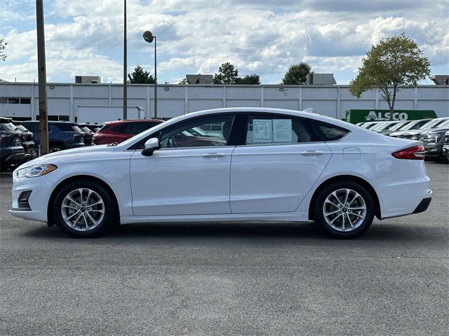 2020 Ford Fusion SE photo 2