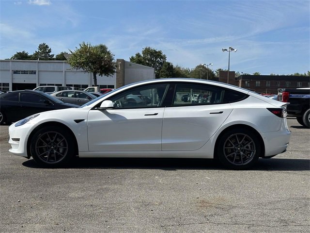 2022 Tesla Model 3 Long Range photo 2