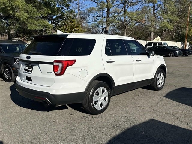 2016 Ford Explorer photo 3