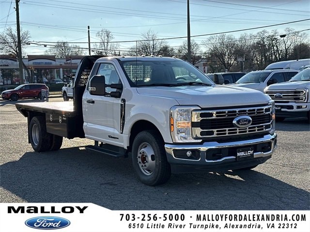 2024 Ford F-350 Super Duty Chassis Cab XL's photo