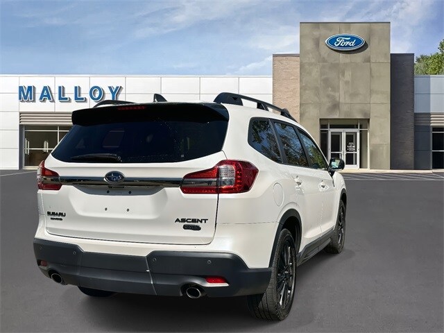2022 Subaru Ascent Onyx Edition photo 4
