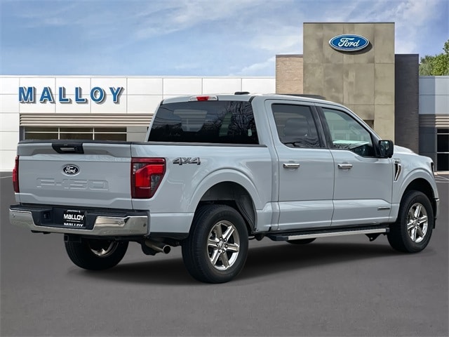 2024 Ford F-150 XLT photo 2
