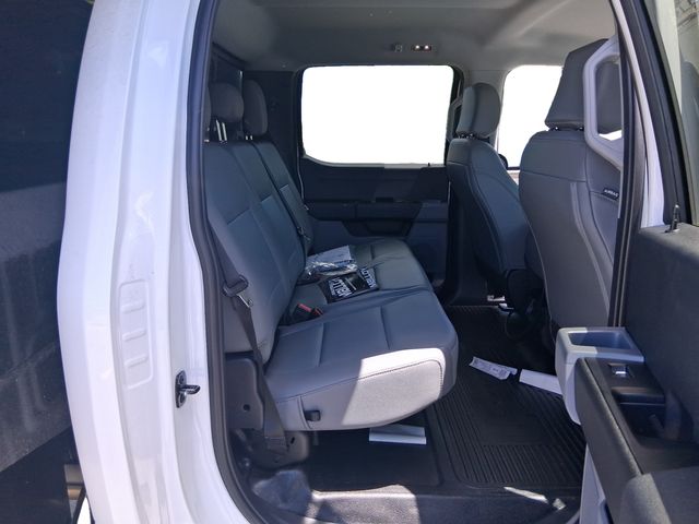 2026 Ford F-450 Super Duty Chassis Cab XL - Photo 18