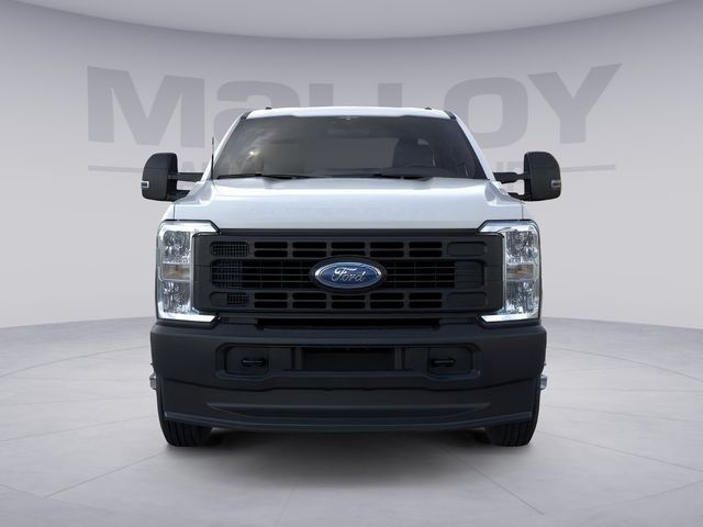 2026 Ford F-350 Super Duty Chassis Cab XL - Photo 10