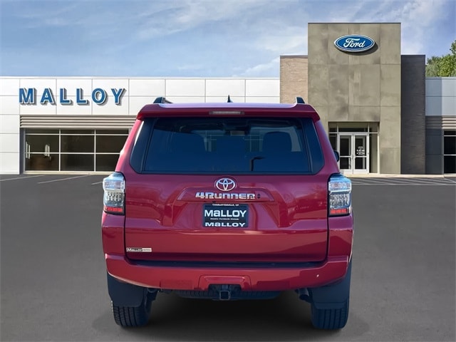 2023 Toyota 4Runner SR5 4WD photo 3