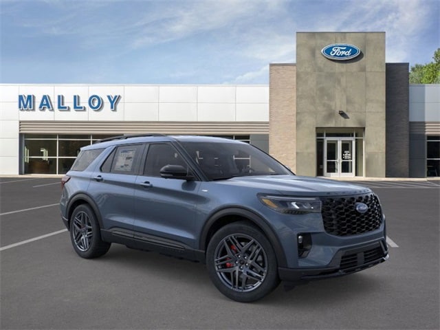 2026 Ford Explorer ST-LINE's photo