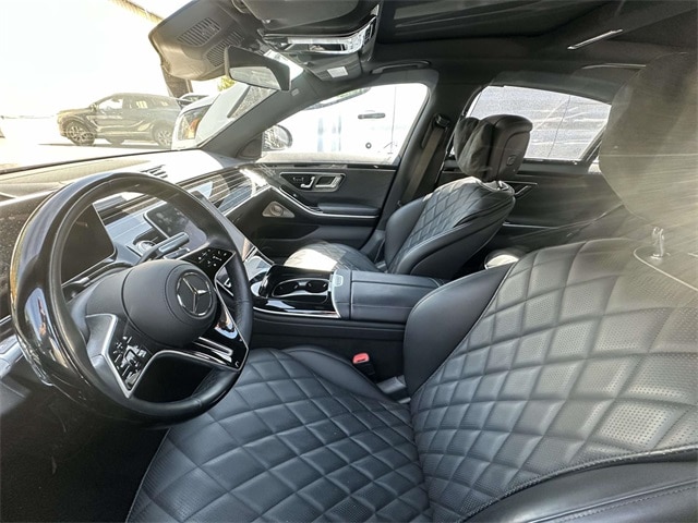 2024 Mercedes Benz S 580 4MATIC photo 2