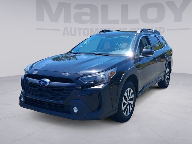 2024 Subaru Outback Premium's photo