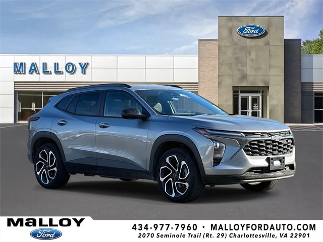 2025 Chevrolet Trax RS's photo