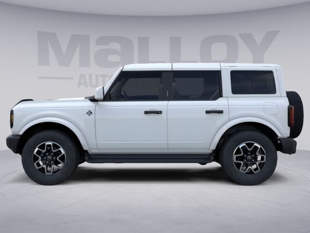 New 2026 Ford Bronco Outer Banks SUV