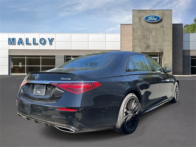 2024 Mercedes Benz S 580 4MATIC photo 2