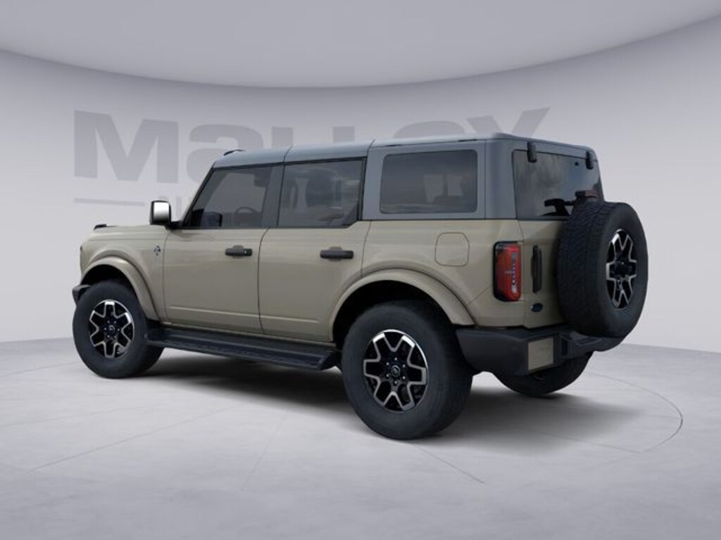 New 2026 Ford Bronco Outer Banks SUV