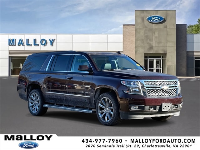 2017 Chevrolet Suburban LT's photo