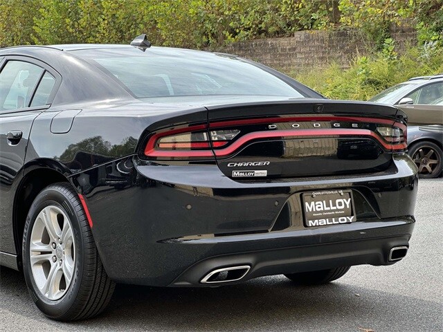 2023 Dodge Charger SXT photo 3