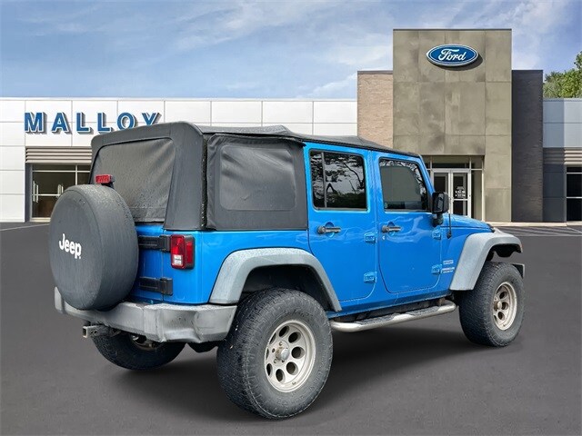 2010 Jeep Wrangler Unlimited Sport photo 2