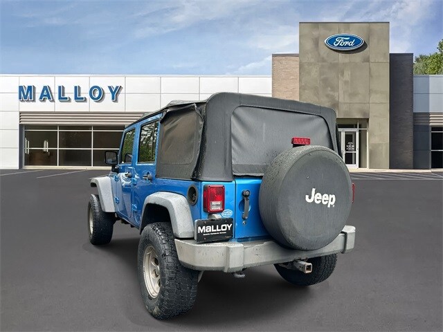 2010 Jeep Wrangler Unlimited Sport photo 3
