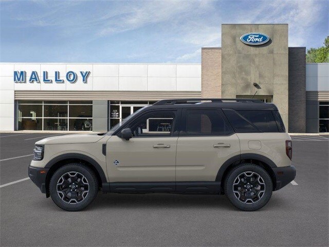 2025 Ford Bronco Sport Outer Banks photo 3