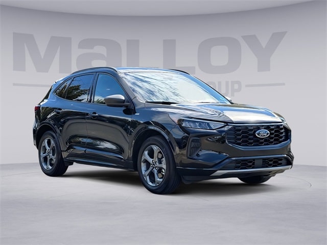 2024 Ford Escape ST-Line's photo