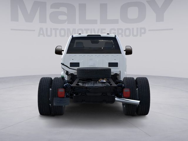 2025 Ford F-600 Super Duty Chassis Cab XL - Photo 4