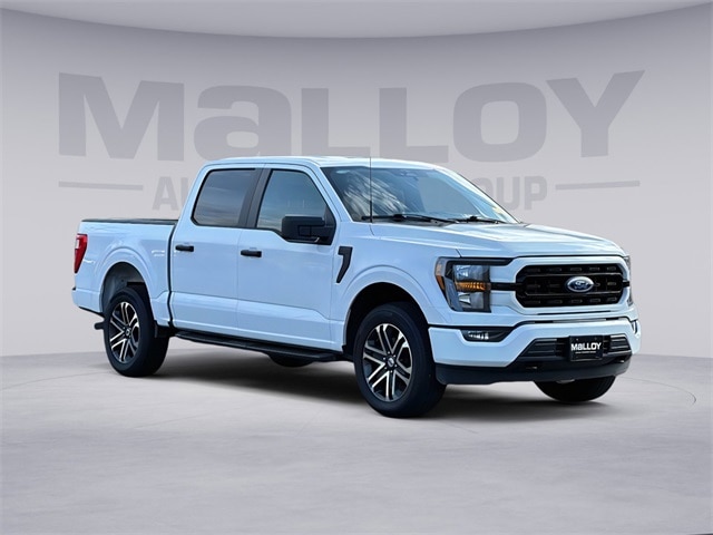 2023 Ford F-150 XL's photo