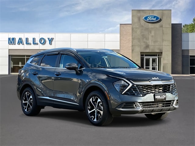 2024 Kia Sportage EX's photo