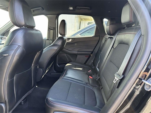 2024 Ford Escape ST-Line photo 3