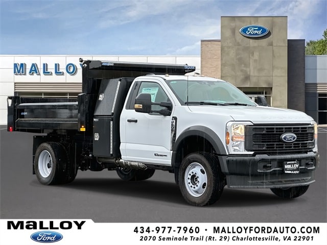 2025 Ford F-600 Super Duty Chassis Cab XL's photo