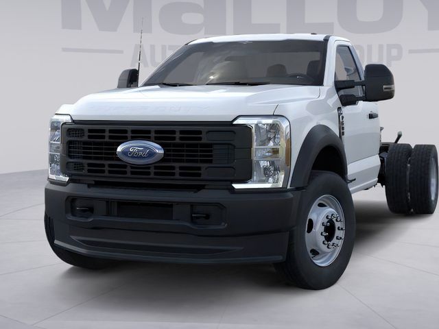 2025 Ford F-600 Super Duty Chassis Cab XL - Photo 9