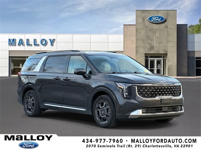 2025 Kia Carnival SX's photo