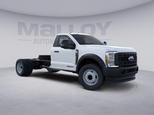 2025 Ford F-600 Super Duty Chassis Cab XL - Photo 2